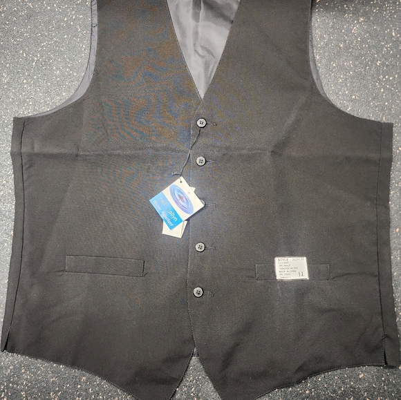 MEN'S 5 BUTTON BLACK VEST - Picture 3 of 6